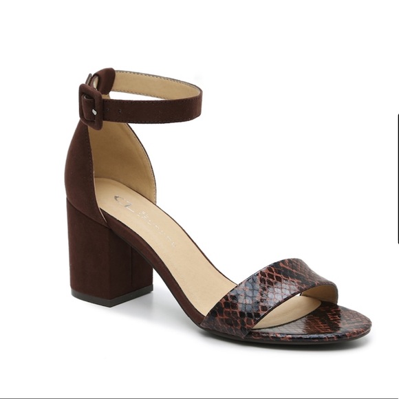 Brown CL by Laundry Jody Sandal - Picture 1 of 7